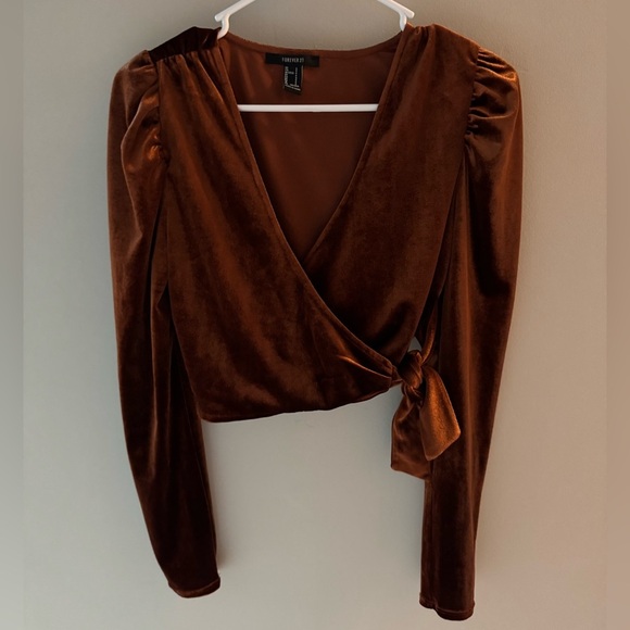 Forever 21 Rich Brown Rust Velvet Wrap Blouse Small - Picture 1 of 5